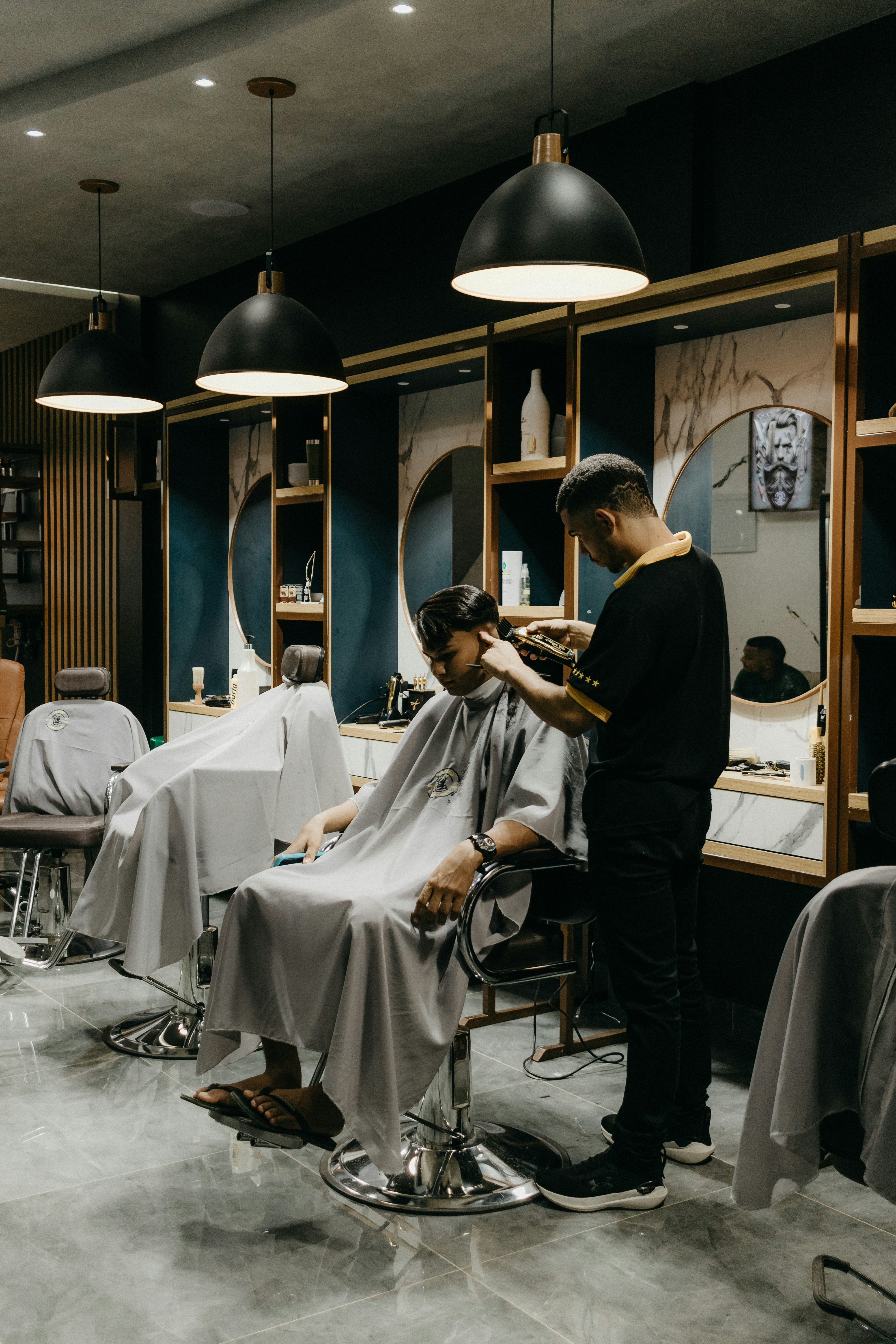 Eleganter Salon Innenbereich mit modernem Design